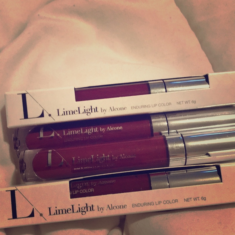 LimelightByAlcone Enduring Lip Color